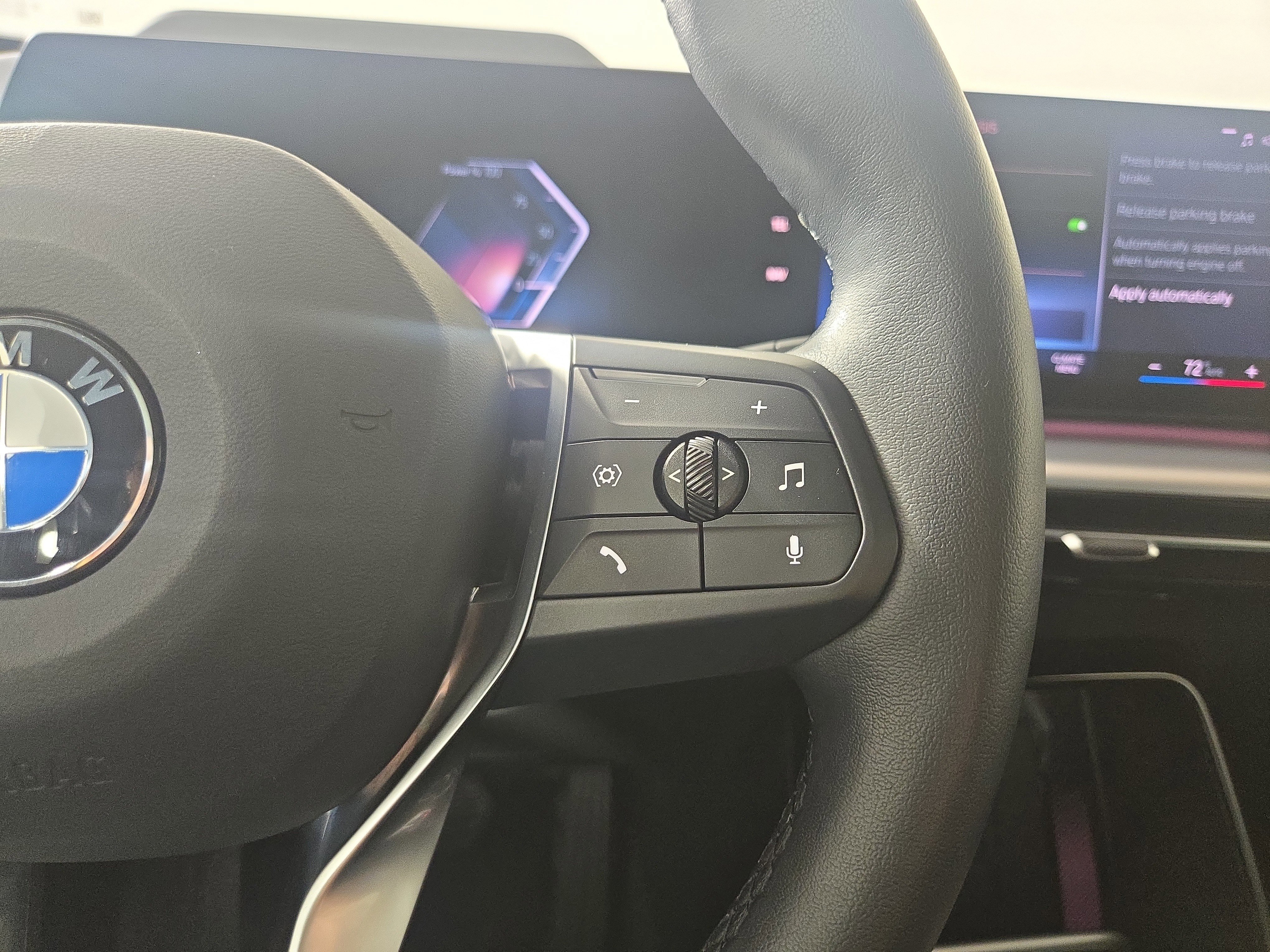 Used 2023 BMW X1 xDrive28i w/ Premium Package image 16