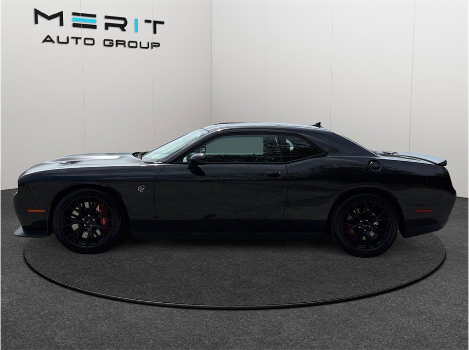 Used 2015 Dodge Challenger SRT Hellcat image 5