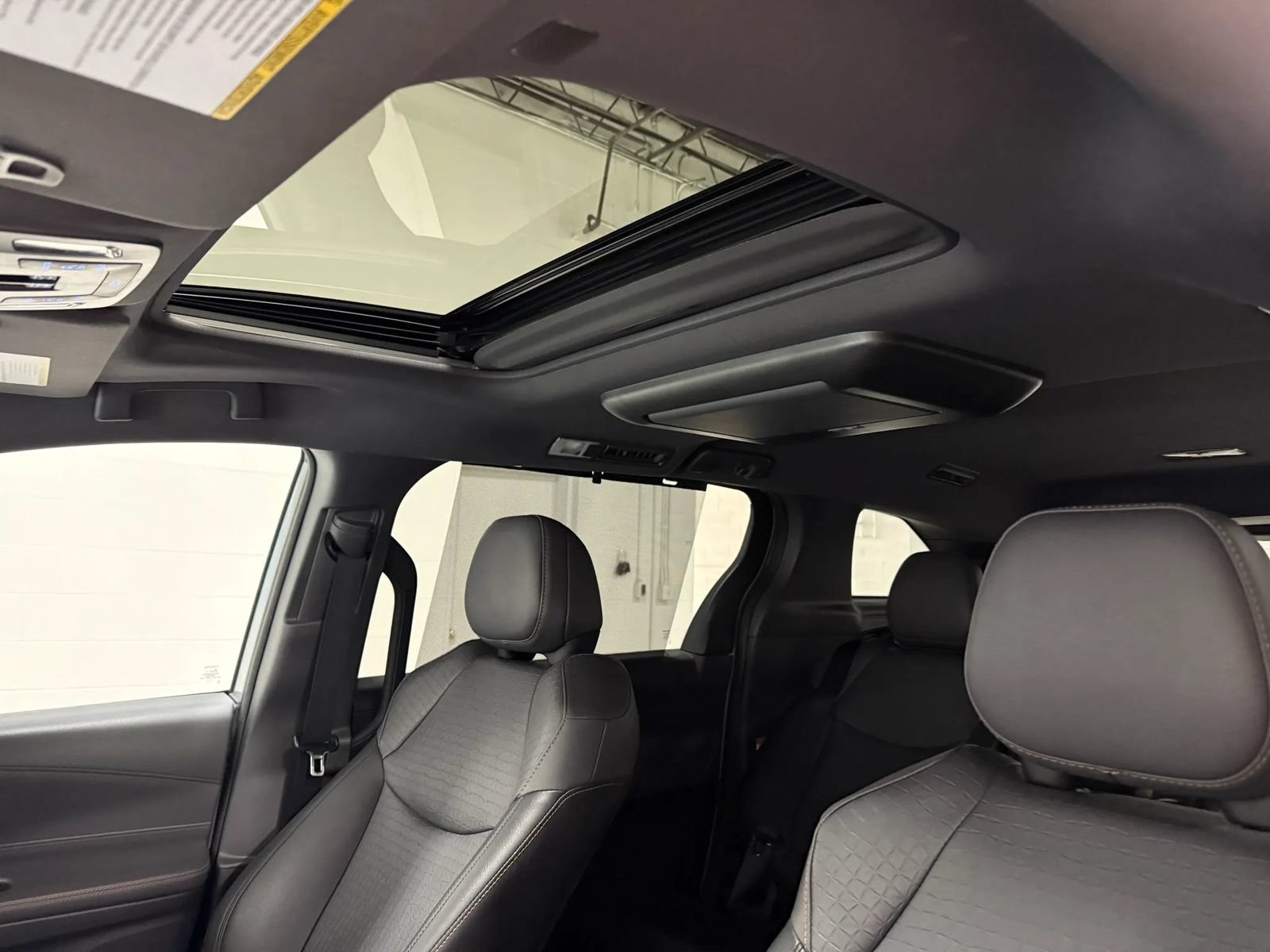 Used 2022 Toyota Sienna XLE Woodland Edition w/ Protection Package (TMS) AWD/4WD image 16