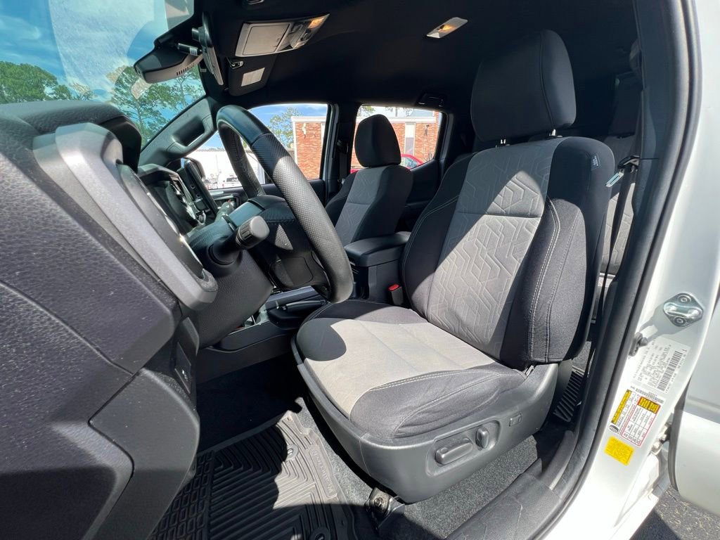 Used 2021 Toyota Tacoma TRD Off-Road RWD image 14