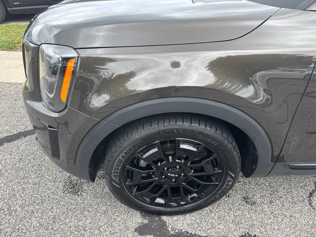 Used 2022 Kia Telluride EX w/ EX Premium Package AWD/4WD image 3