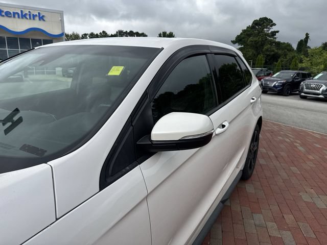 Used 2019 Ford Edge ST w/ Cold Weather Package AWD/4WD image 5