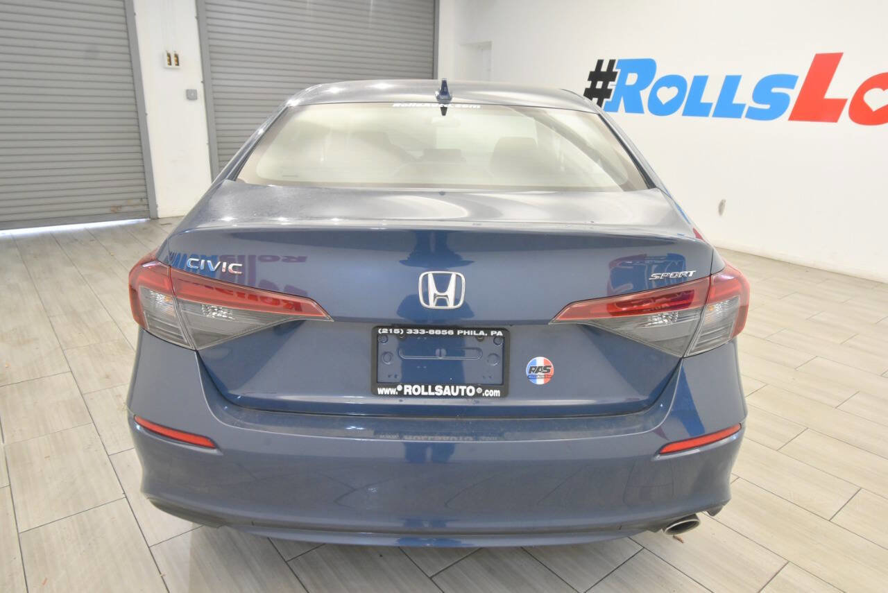 Used 2025 Honda Civic Sport image 4