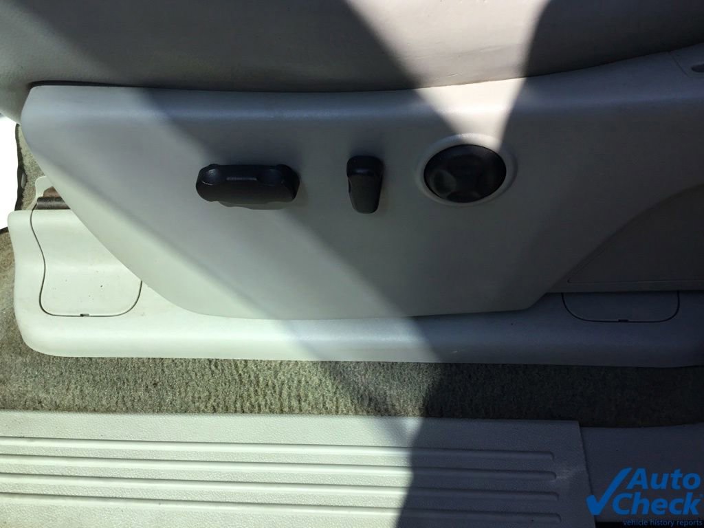 Used 2008 GMC Sierra 3500 SLT image 53