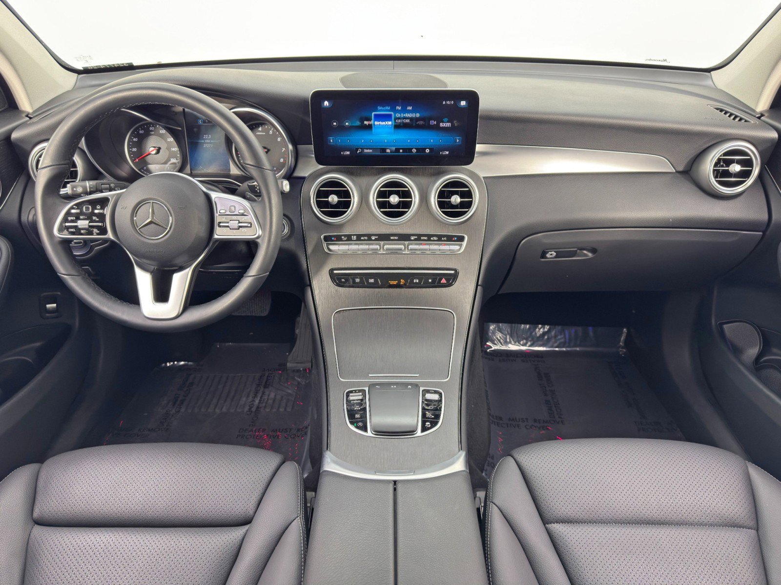 Used 2021 Mercedes-Benz GLC 300 w/ Premium Package image 11
