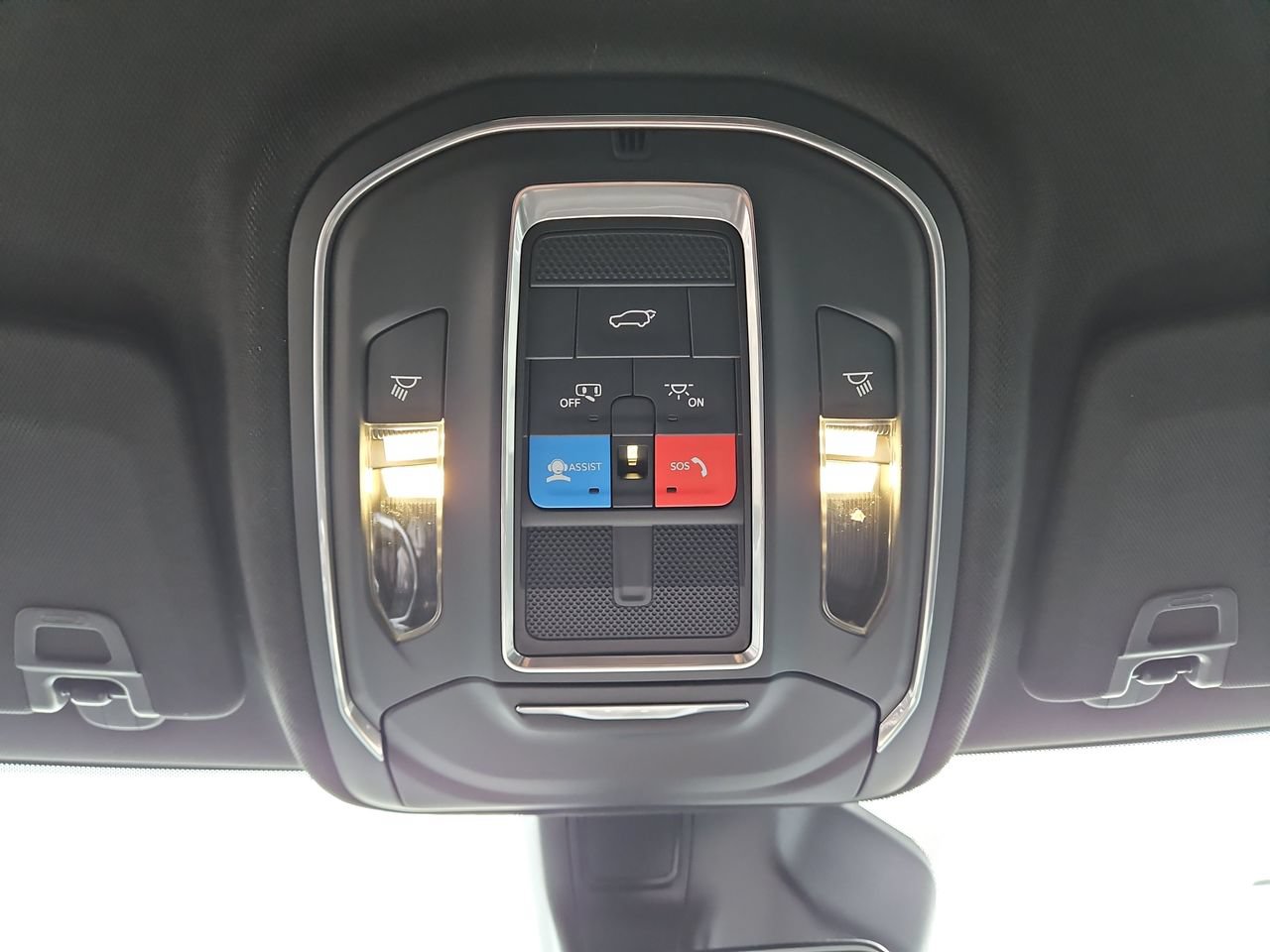 New 2026 Jeep Grand Cherokee Altitude AWD/4WD image 22