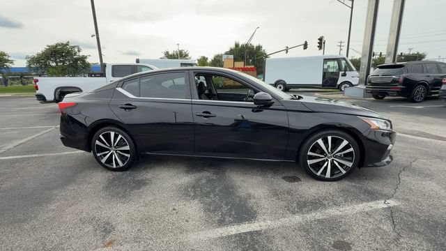 Used 2021 Nissan Altima 2.5 SR FWD image 9