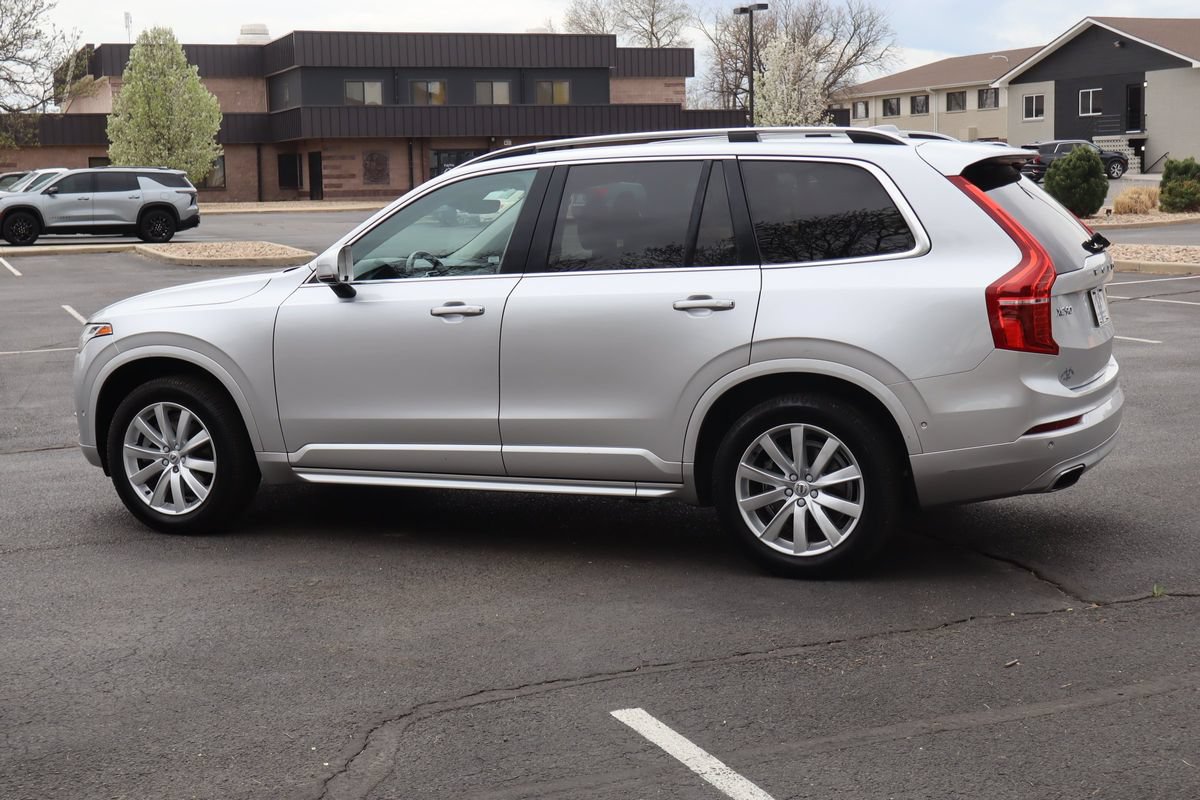 Used 2018 Volvo XC90 T6 Momentum w/ Convenience Package AWD/4WD image 8
