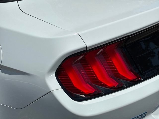 Used 2020 Ford Mustang GT Premium w/ GT Performance Package RWD image 13