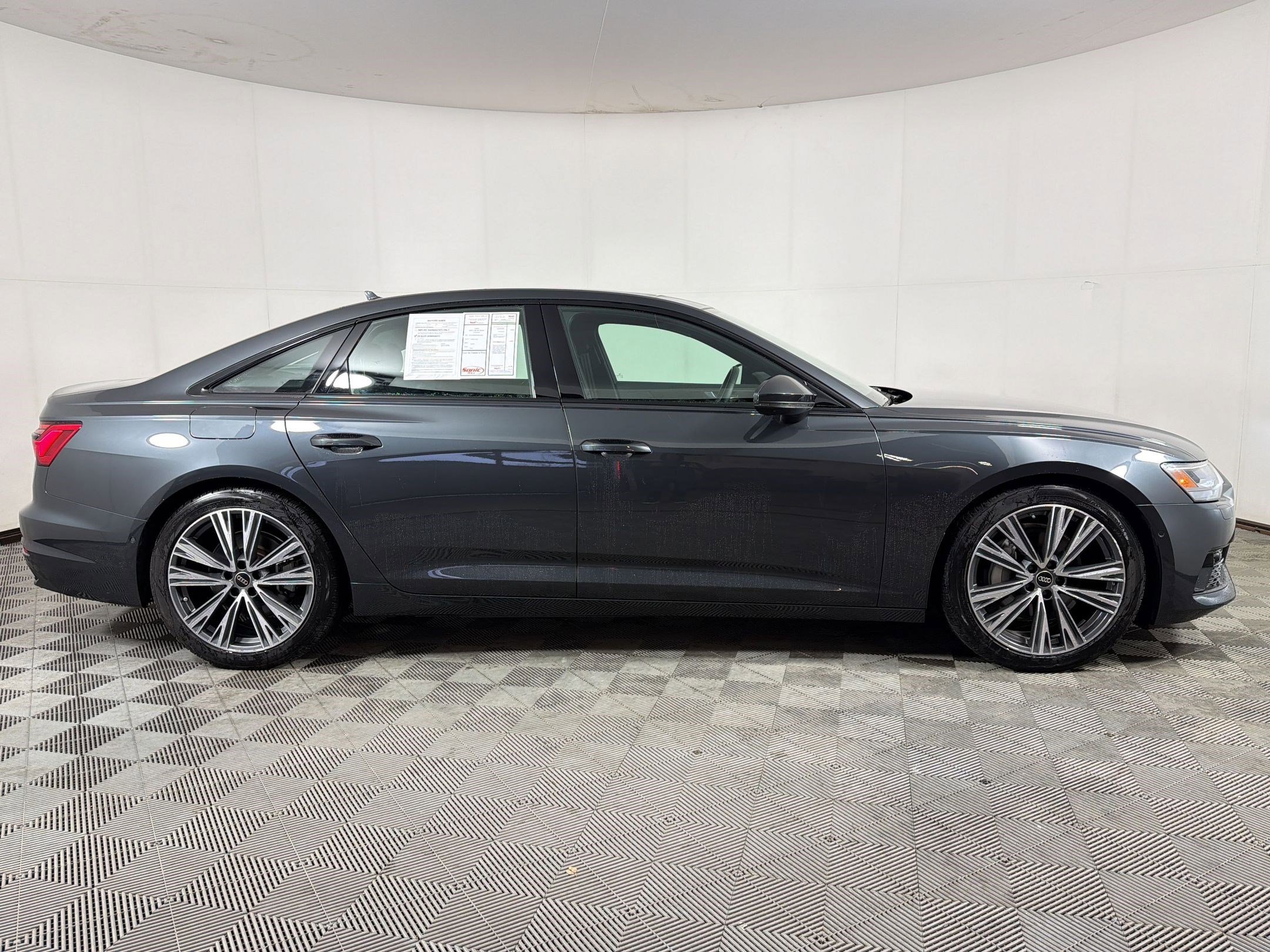 Used 2023 Audi A6 2.0T Premium w/ Convenience Package image 8