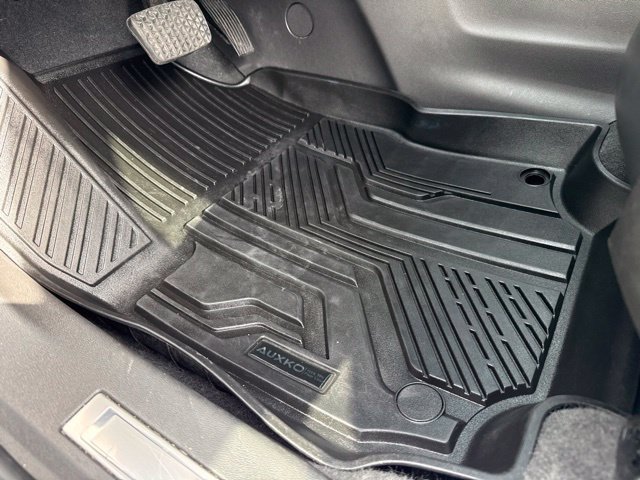 Used 2022 Chevrolet Equinox Premier AWD/4WD image 23