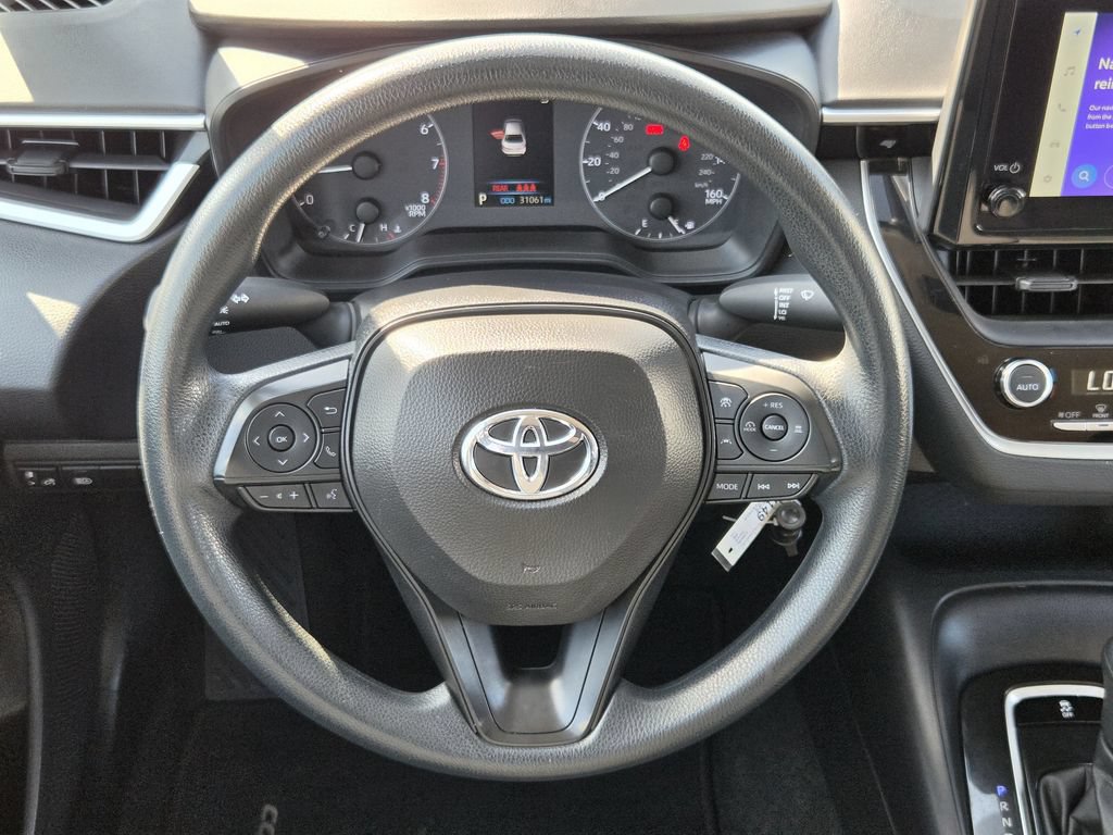 Used 2025 Toyota Corolla LE FWD image 15