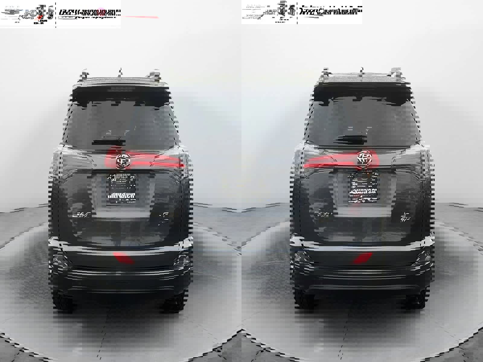 Used 2018 Toyota RAV4 LE image 5