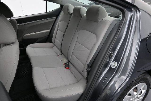 Used 2020 Hyundai Elantra SE FWD image 26