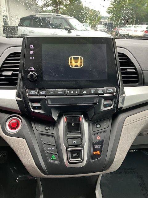 Used 2018 Honda Odyssey EX-L image 18