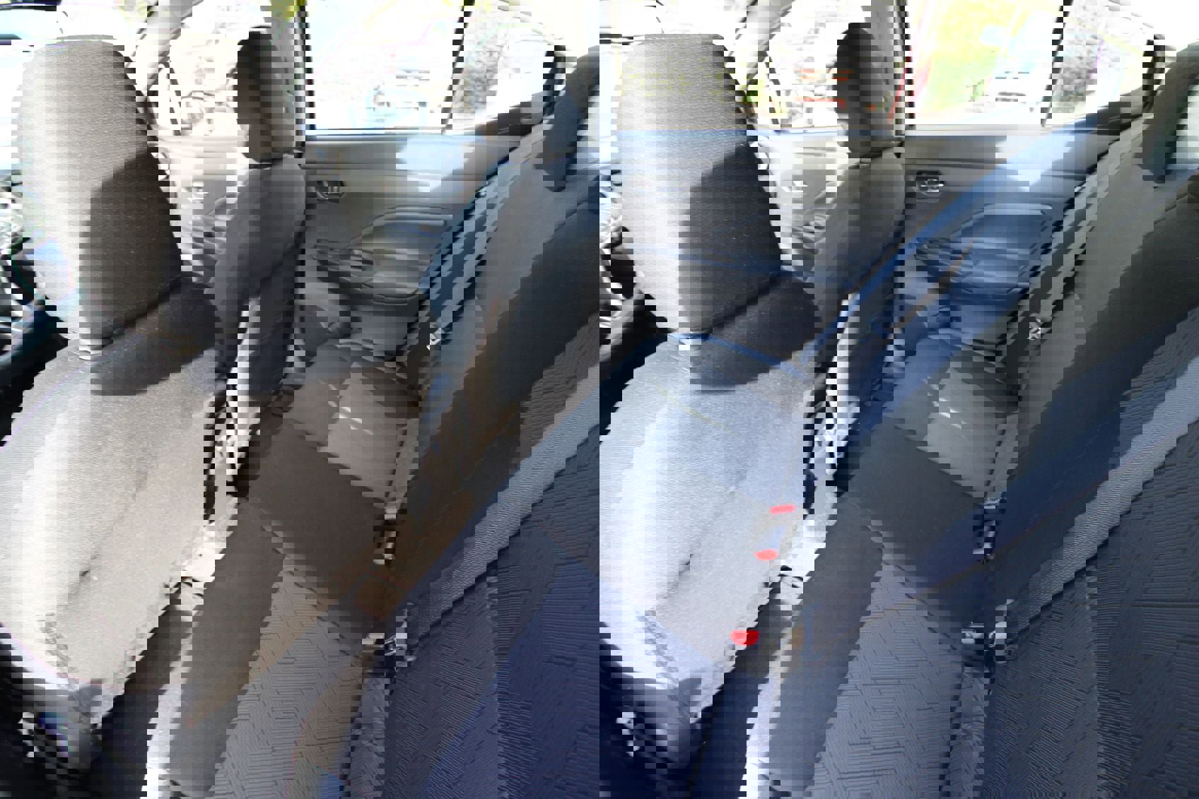 Used 2024 Nissan Versa SV w/ Trunk Package image 23