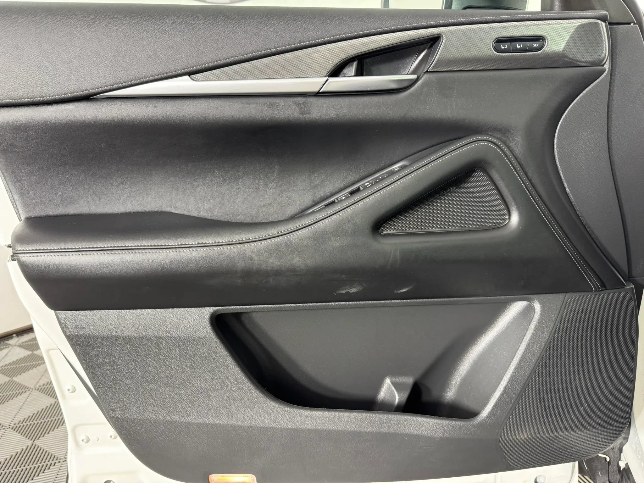 Used 2024 INFINITI QX60 Luxe AWD/4WD image 43