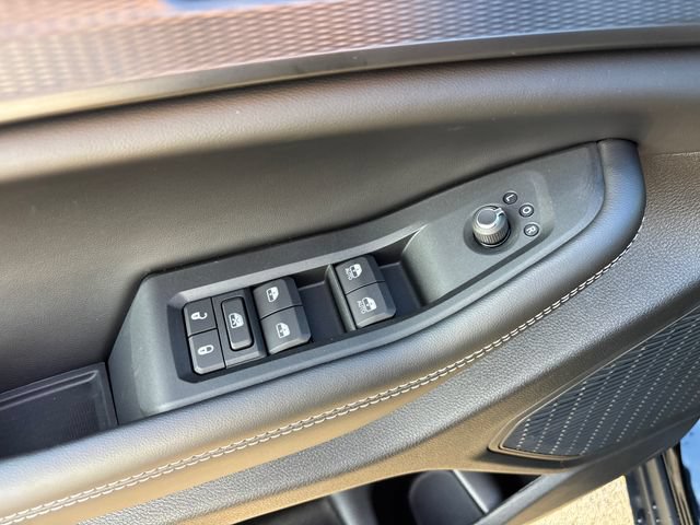 New 2027 Jeep Grand Cherokee Laredo X AWD/4WD image 16