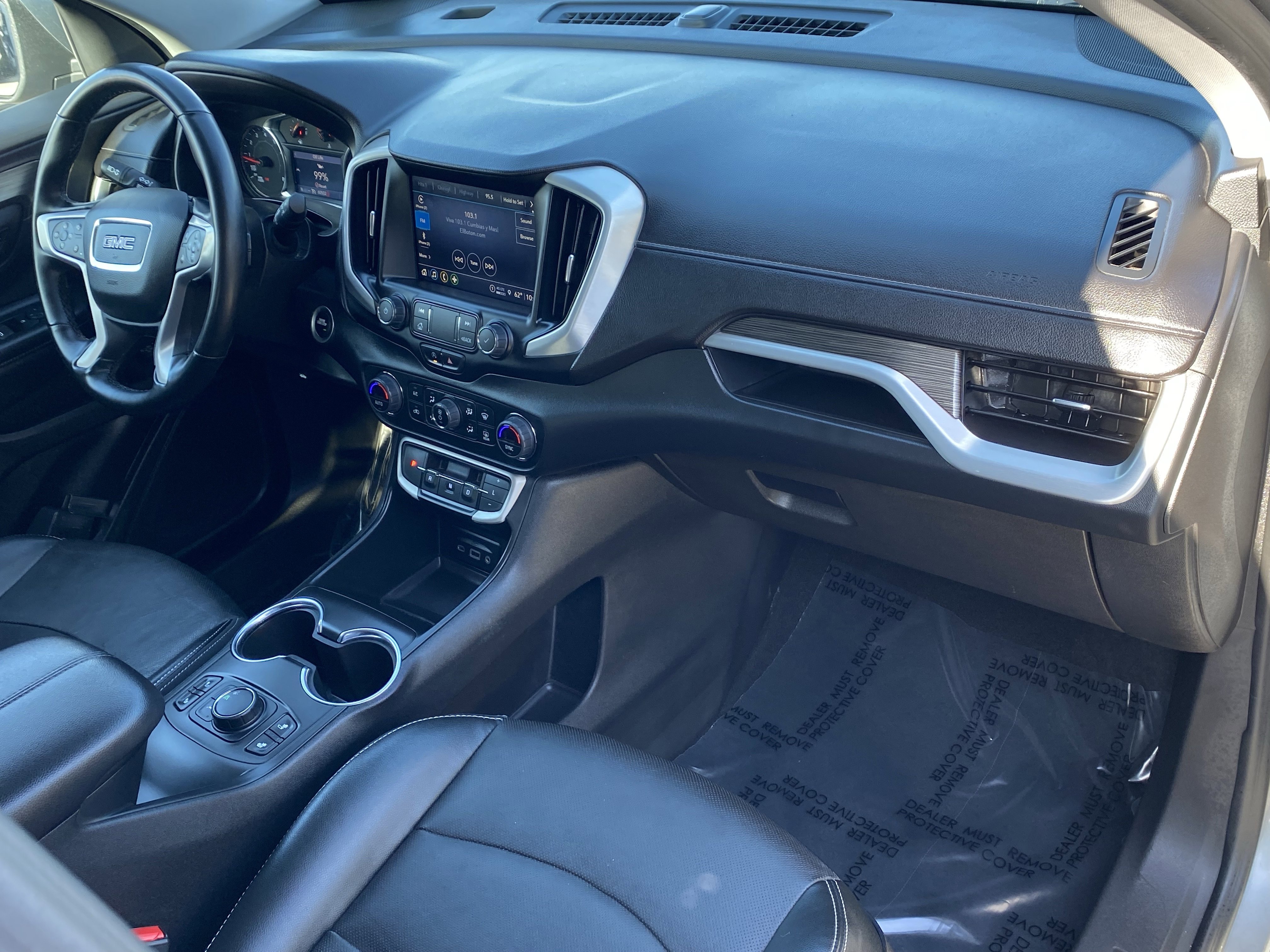 Used 2023 GMC Terrain SLT image 10