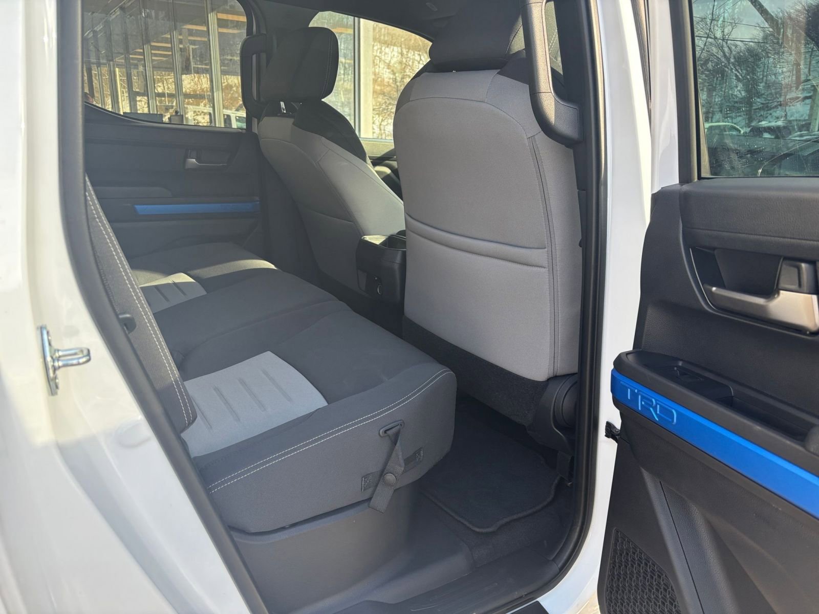 Used 2025 Toyota Tacoma TRD Off-Road image 38