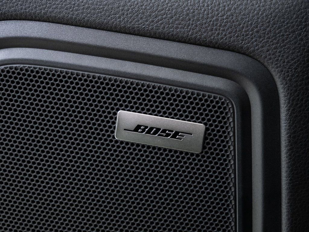 New 2026 Porsche Macan AWD/4WD image 7
