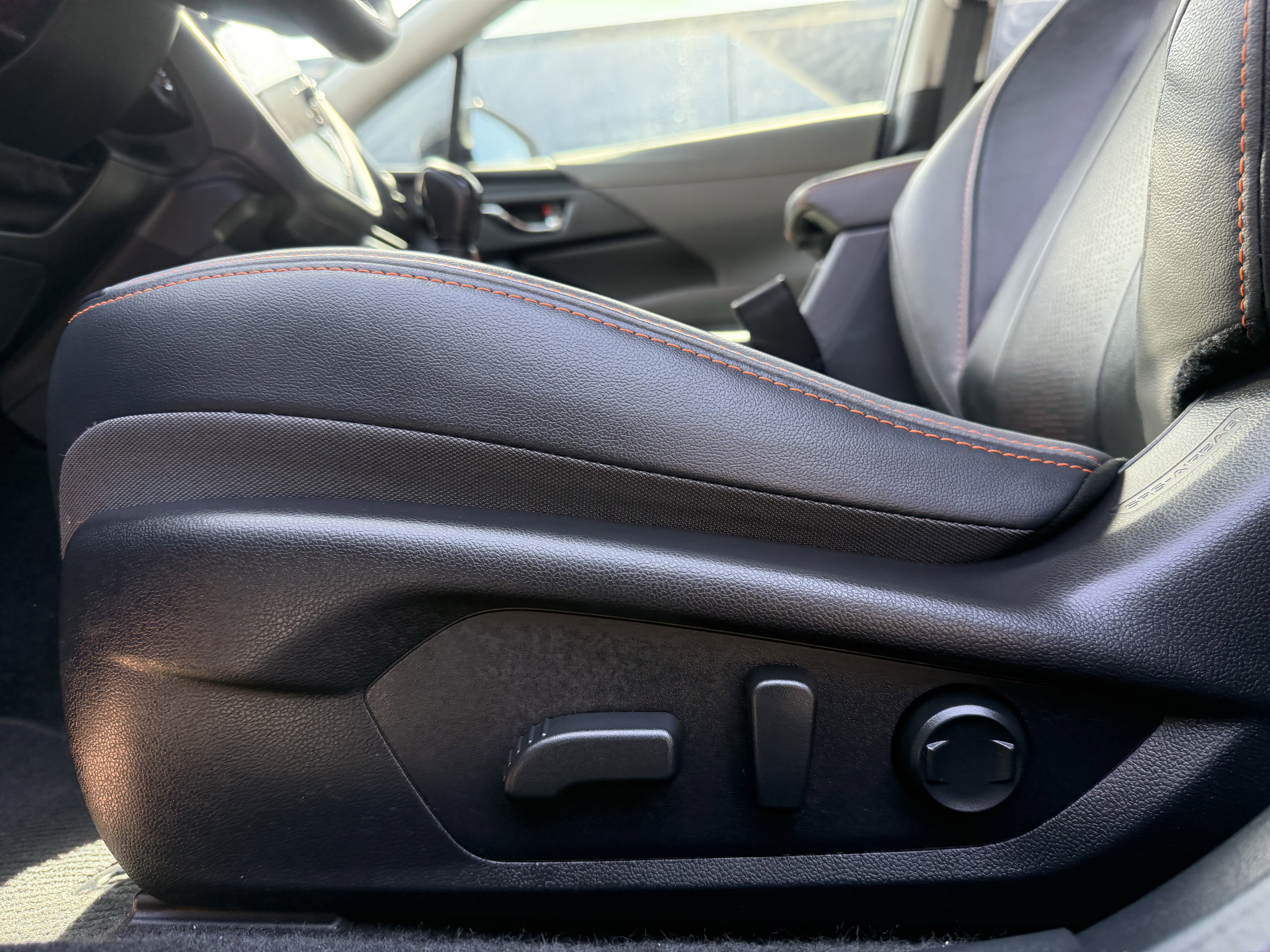 Used 2025 Subaru Crosstrek 2.5i Limited w/ Crosstrek Mirror Package image 19