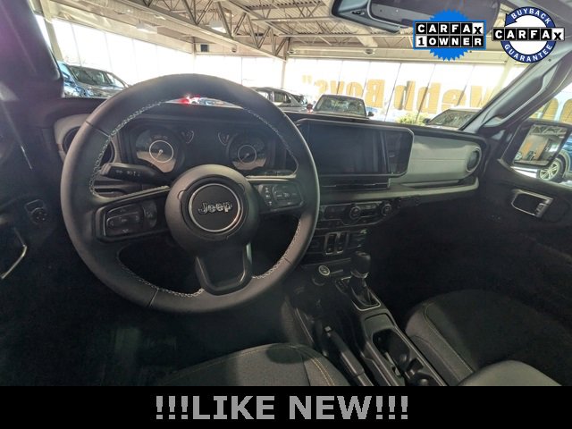 Used 2025 Jeep Wrangler Sport S image 12