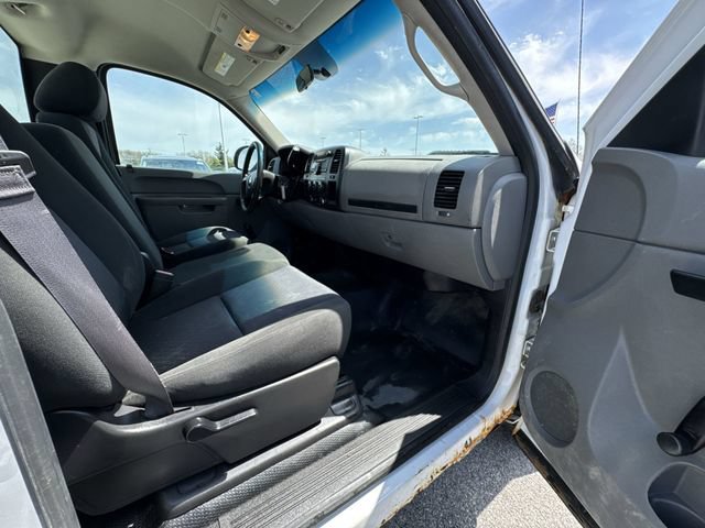 Used 2013 Chevrolet Silverado 1500 W/T RWD image 21