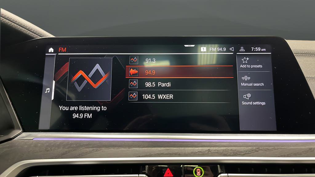 Used 2022 BMW X7 xDrive40i w/ Premium Package image 17