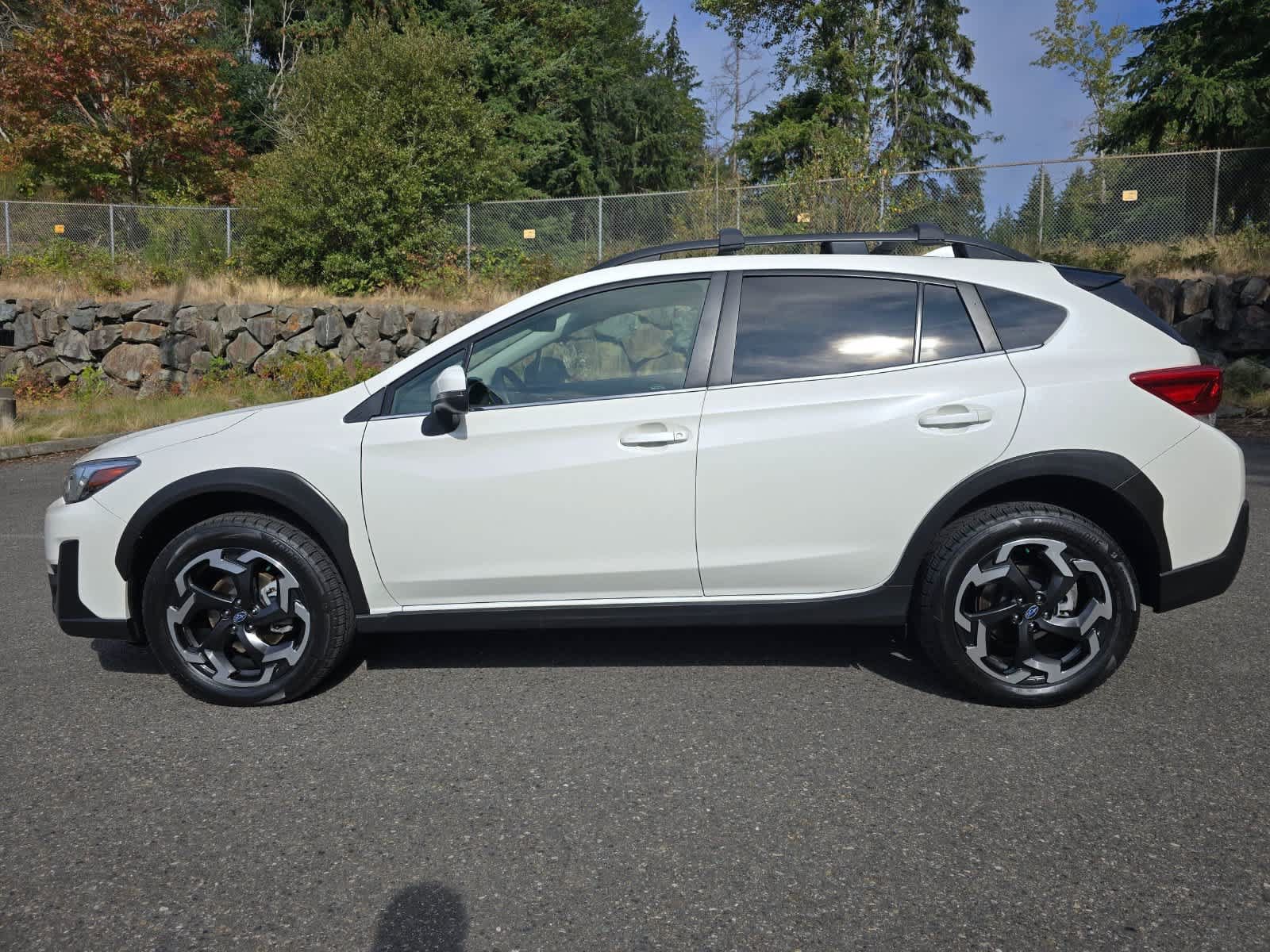 Certified 2021 Subaru Crosstrek 2.5i Limited w/ Moonroof Package 2 AWD/4WD image 3
