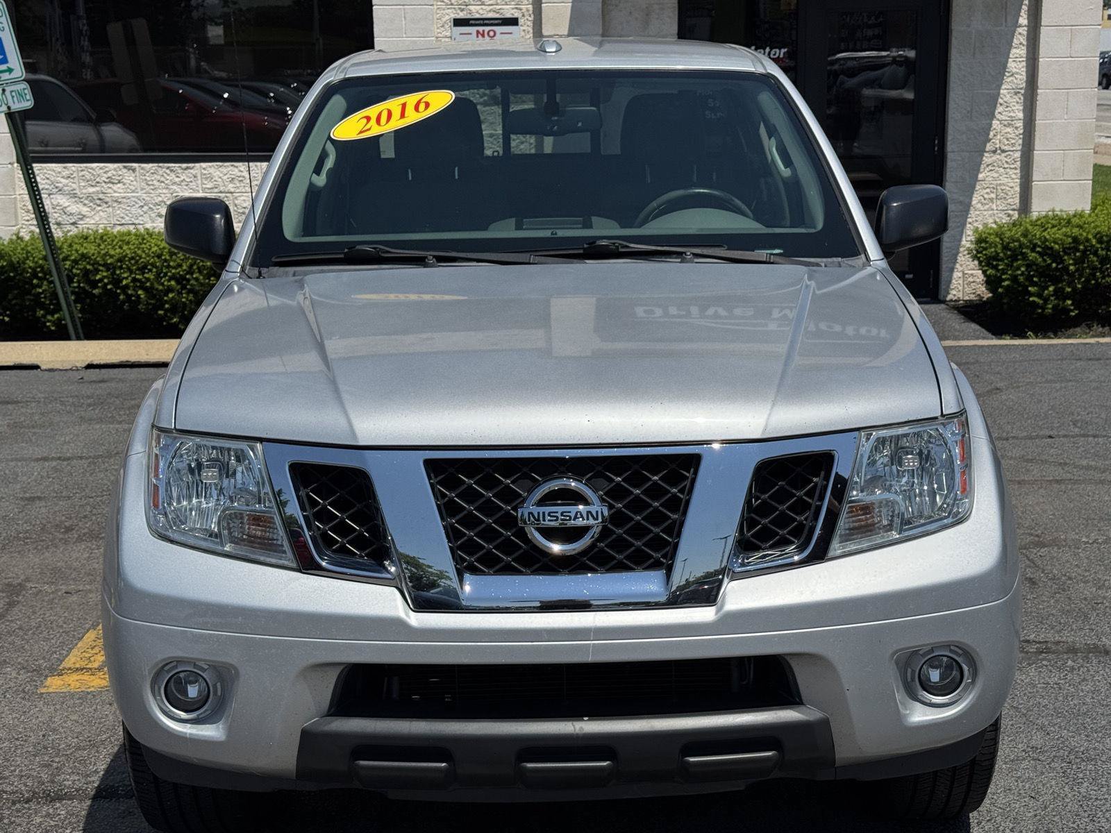 Used 2016 Nissan Frontier SV w/ SV Value Truck Package RWD image 13