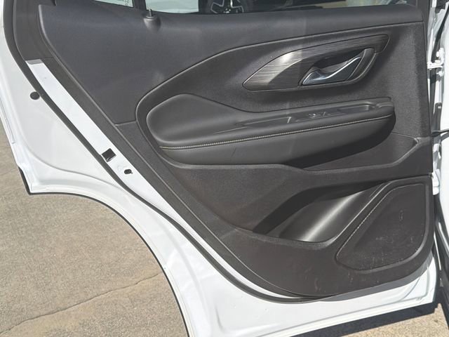 Used 2024 GMC Terrain SLE w/ Driver Convenience Package image 22