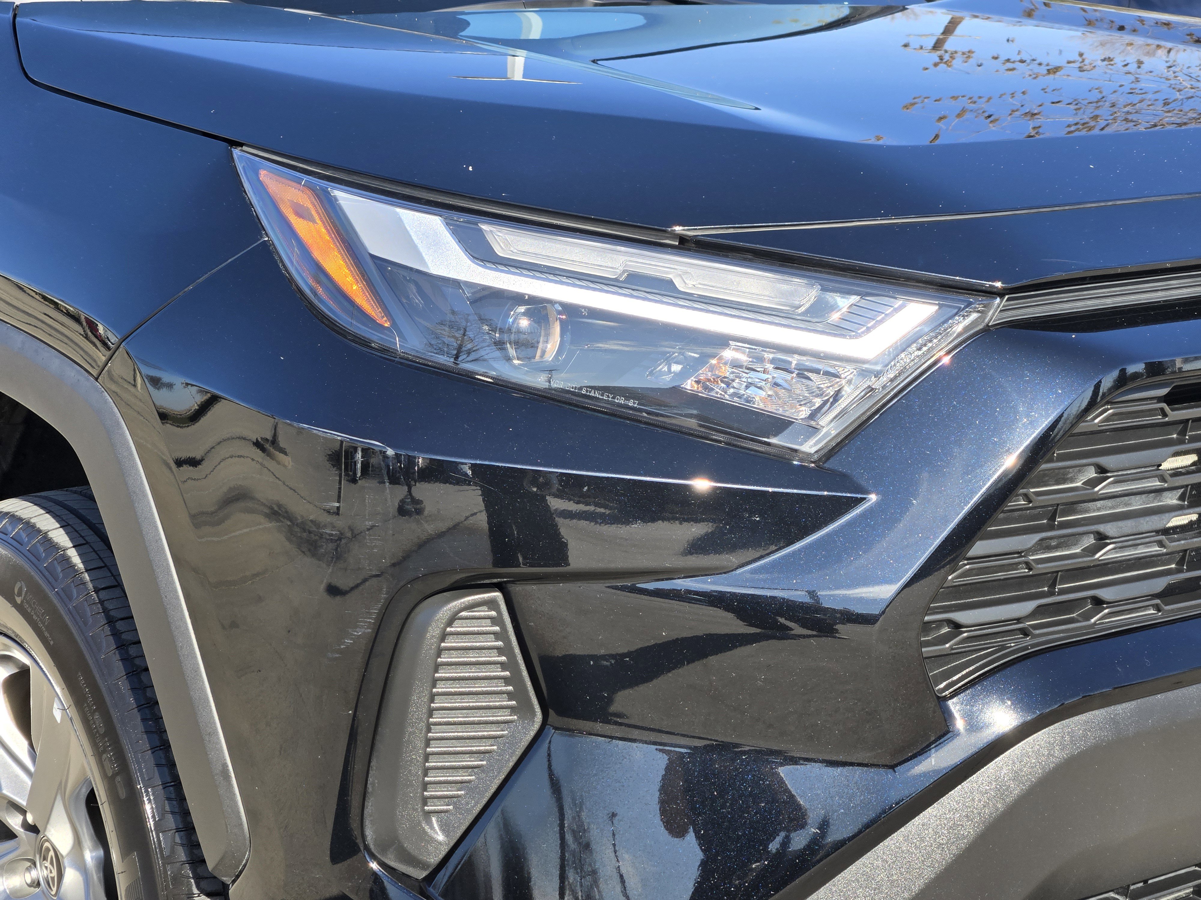 Used 2024 Toyota RAV4 XLE w/ Convenience Package image 8