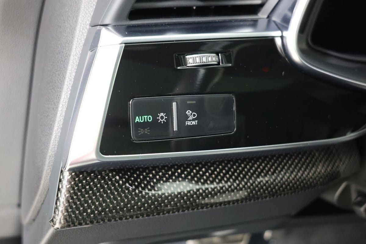 Used 2023 Audi SQ7 Prestige AWD/4WD image 26