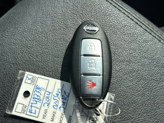 Used 2014 Nissan Juke SV AWD/4WD image 2