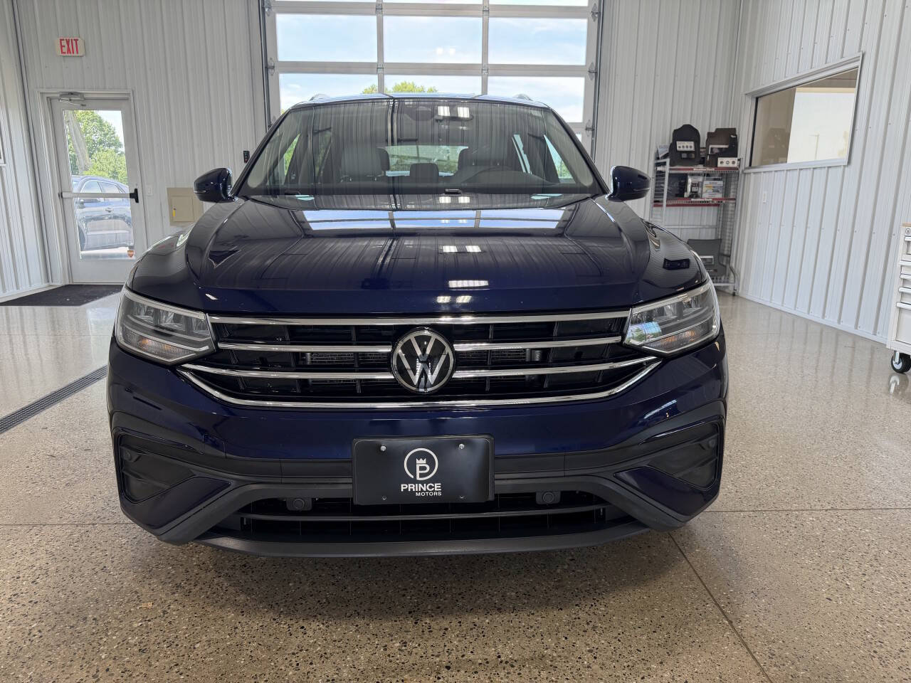 Used 2022 Volkswagen Tiguan SE AWD/4WD image 7
