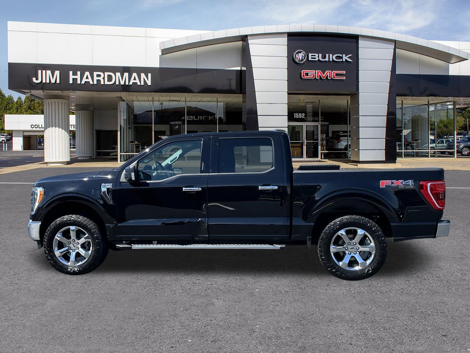 Used 2021 Ford F150 XLT w/ Equipment Group 302A High AWD/4WD image 4