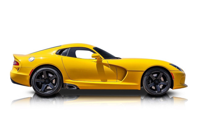 Used 2014 SRT Viper SRT-10 w/ Grand Touring Package RWD image 2