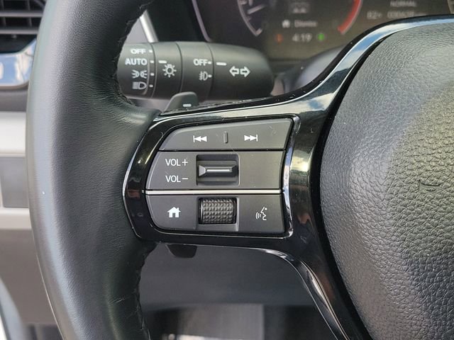 Certified 2024 Honda Pilot Touring image 24