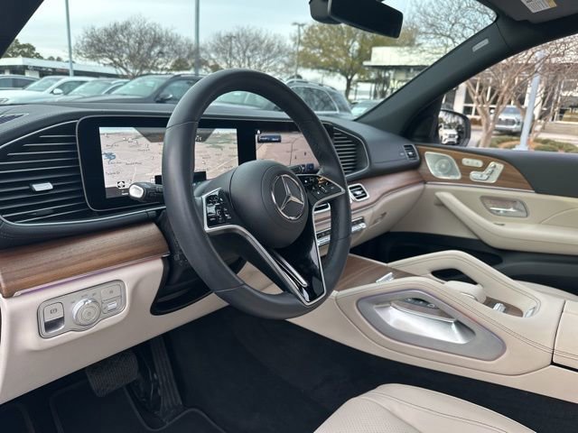 Used 2025 Mercedes-Benz GLS 450 4MATIC image 18