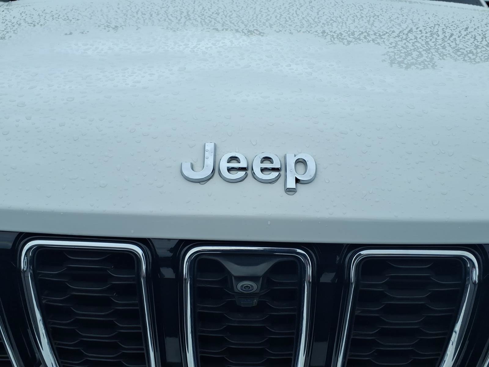 Certified 2023 Jeep Grand Cherokee Limited w/ Luxury Tech Group II AWD/4WD image 12