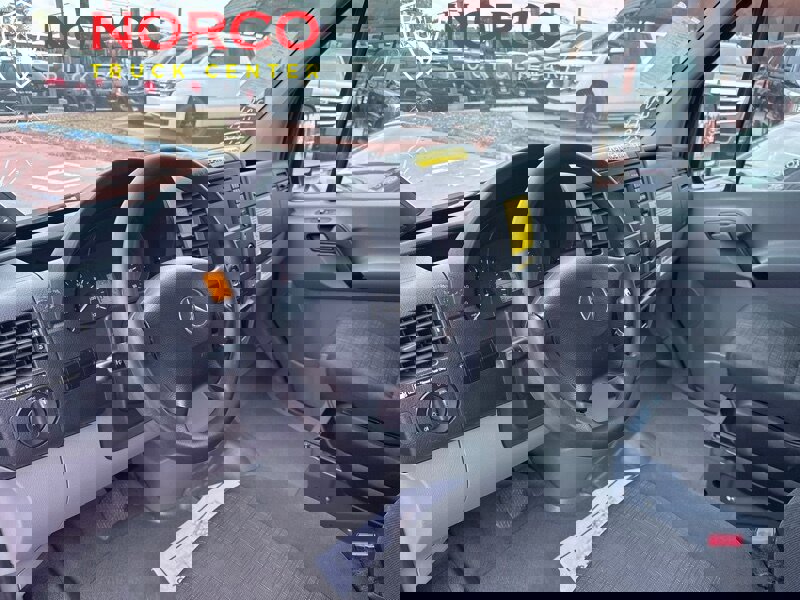 Used 2018 Mercedes-Benz Sprinter 2500 image 22