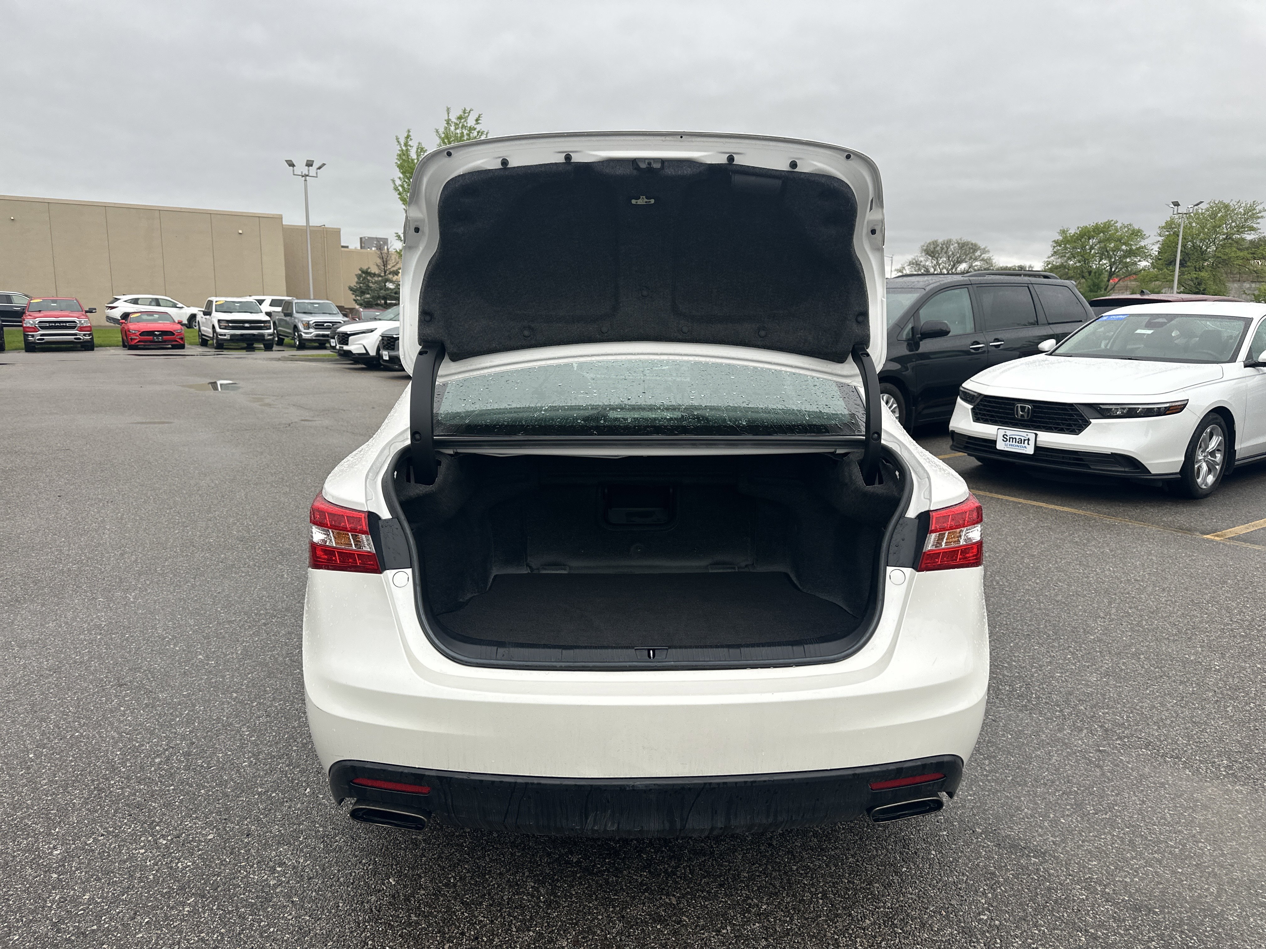 Used 2015 Toyota Avalon XLE Touring FWD image 10