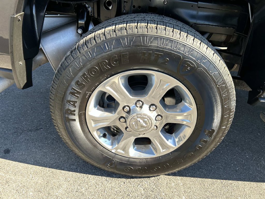 Used 2025 RAM 2500 Big Horn AWD/4WD image 21