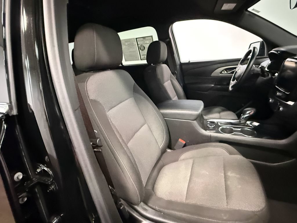 Used 2023 Chevrolet Traverse LT AWD/4WD image 64