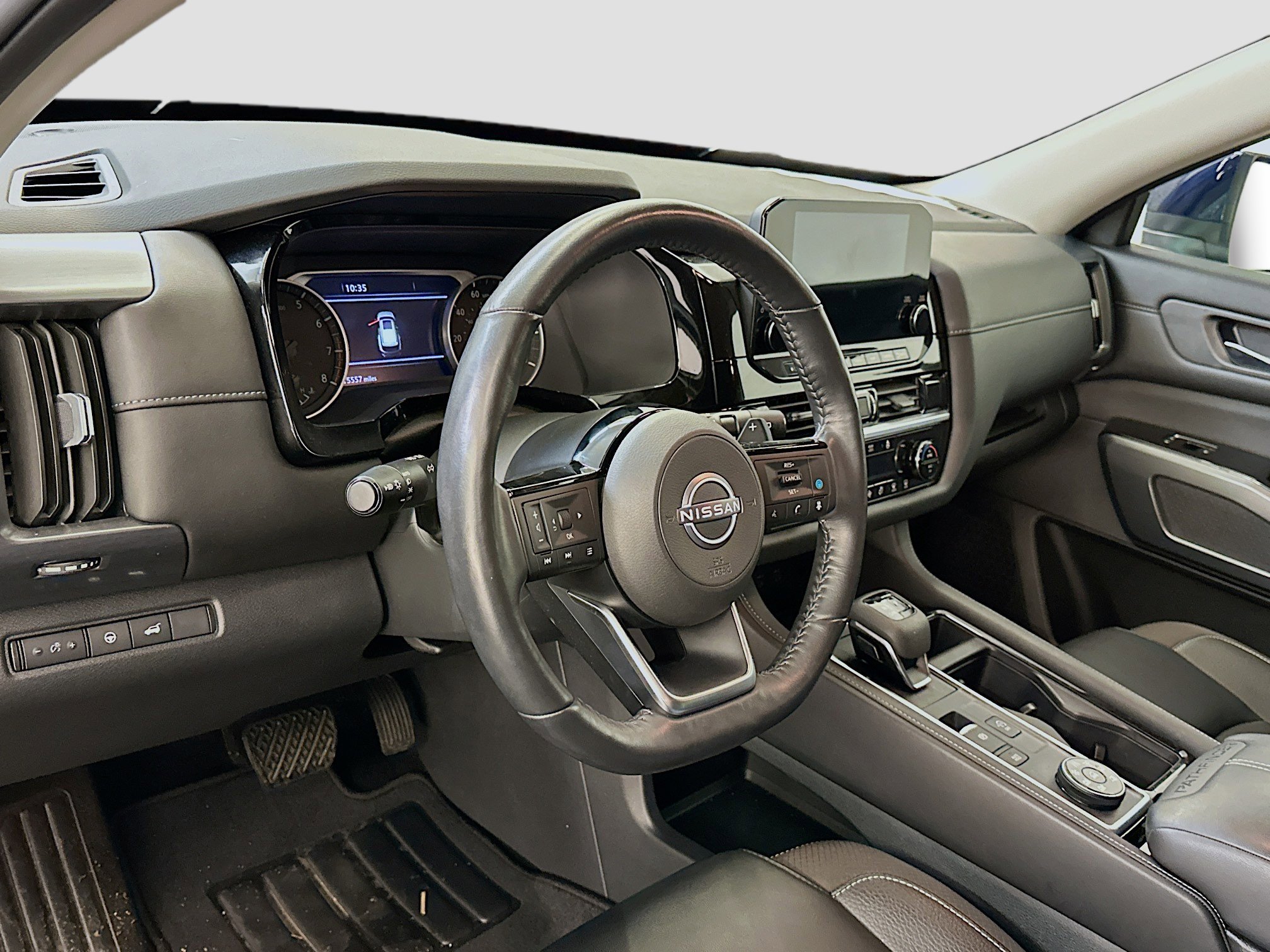 Used 2024 Nissan Pathfinder SL image 18