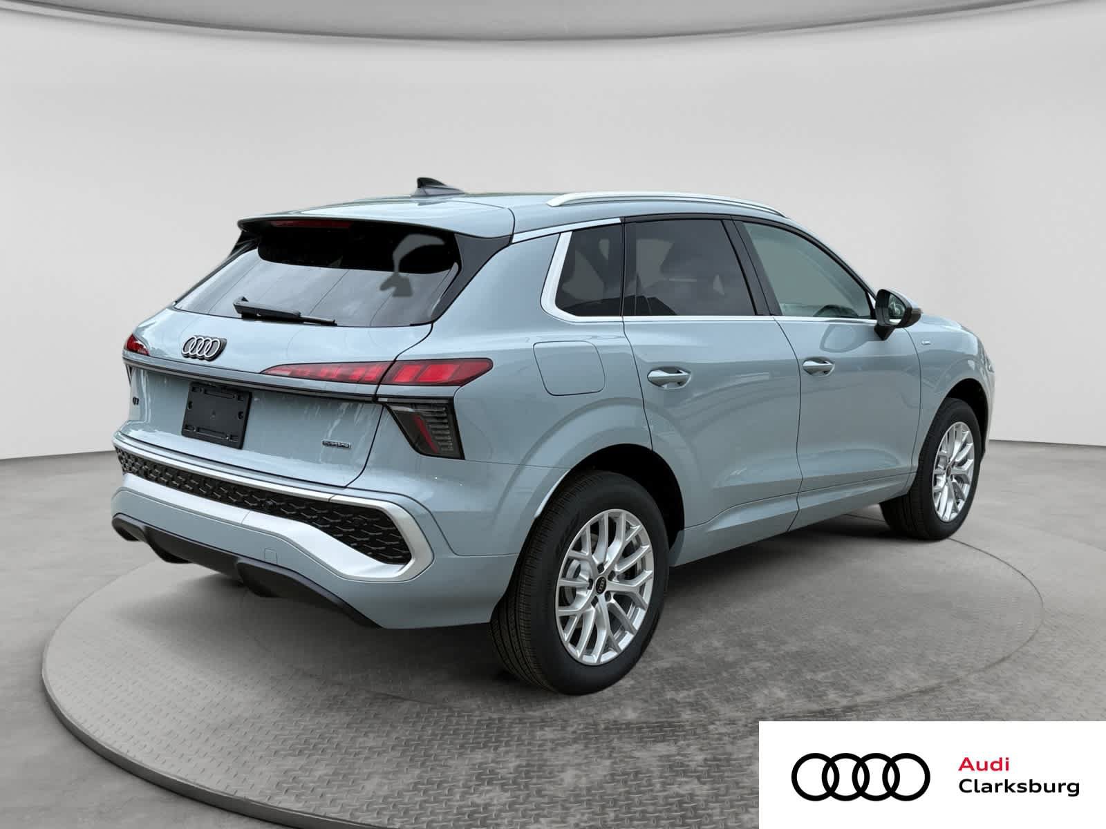 New 2026 Audi Q3 quattro 2.0T AWD/4WD image 5