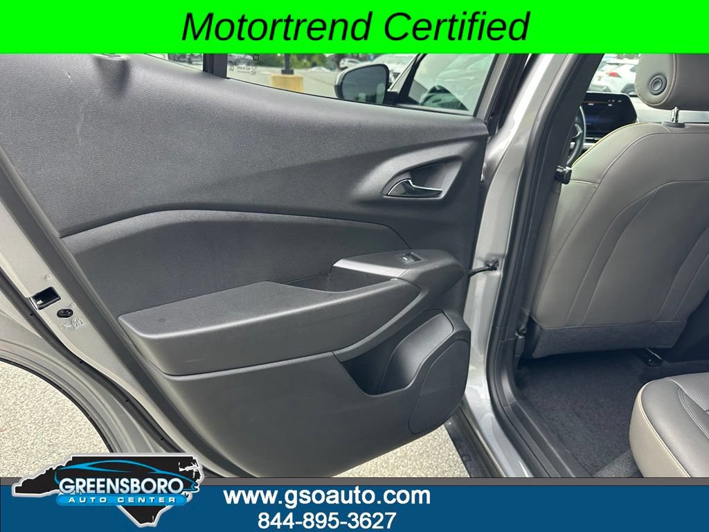 Used 2024 Chevrolet Trax ACTIV w/ Sunroof Package FWD image 22