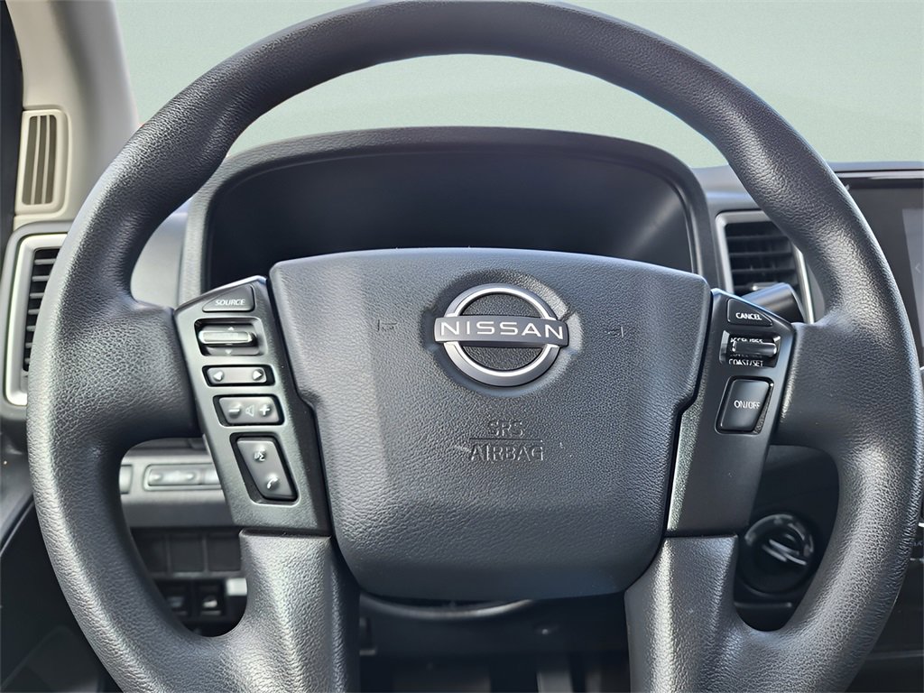 Used 2022 Nissan Frontier SV image 18