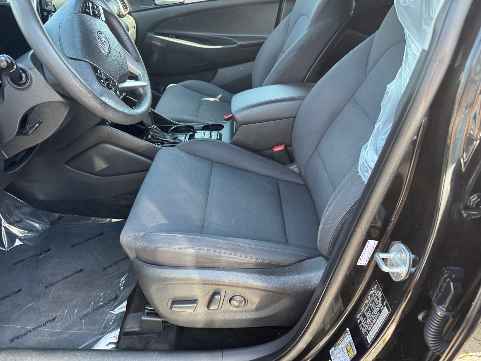 Used 2021 Hyundai Tucson Value FWD image 6